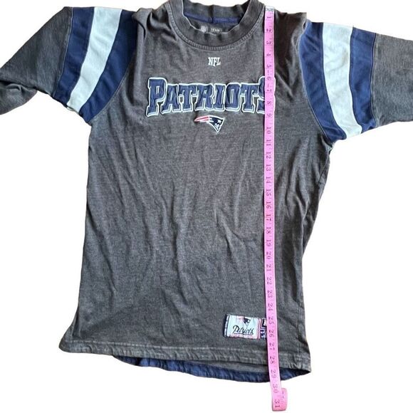 NFL Team Apparel Men's Gray Patriots Print Crew Neck long sleeved shirt Size Lar - Picture 6 of 10